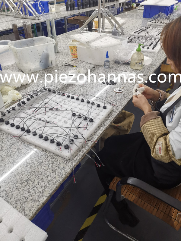 Резиновый корпус 200 кГц