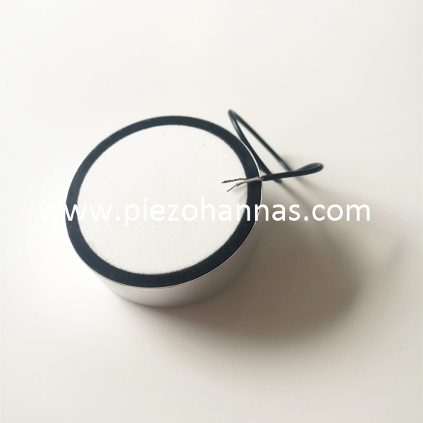 Измерение уровня преобразователя ультразвукового диапазона ультразвукового воздуха.