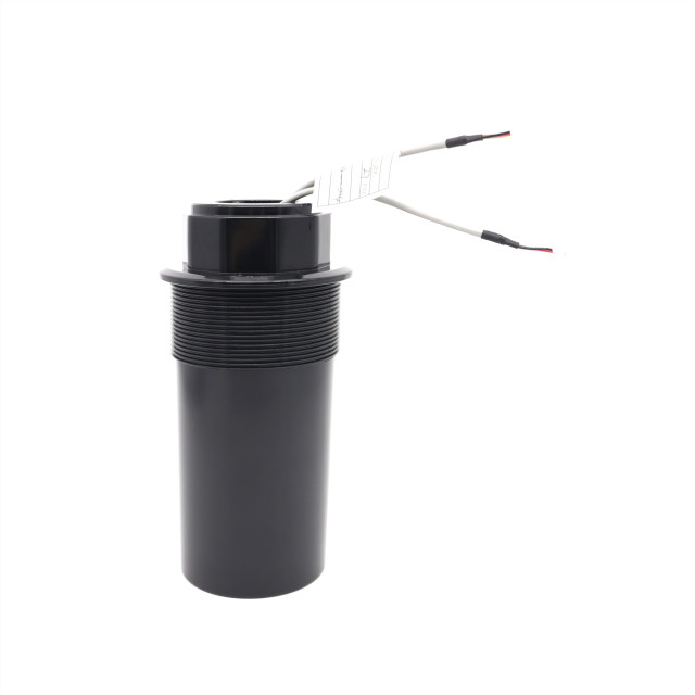 Неконтактный ультразвуковой датчик диапазона для измерения уровня