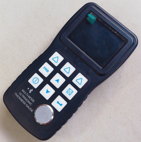 Портативный цифровой ультразвуковой толщиномер для пластика